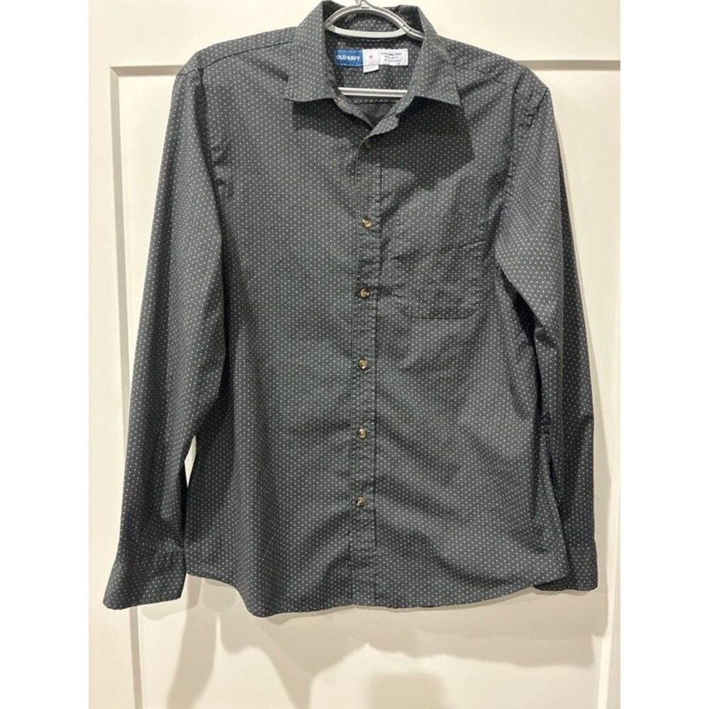 Men’s Old Navy Button Shirt
